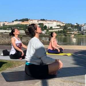 yoga,Omyogacoruna,equipo,filosofía,comunidad,equilibrio,bienestar,salud,mindfulness,meditación,ejercicio,clases