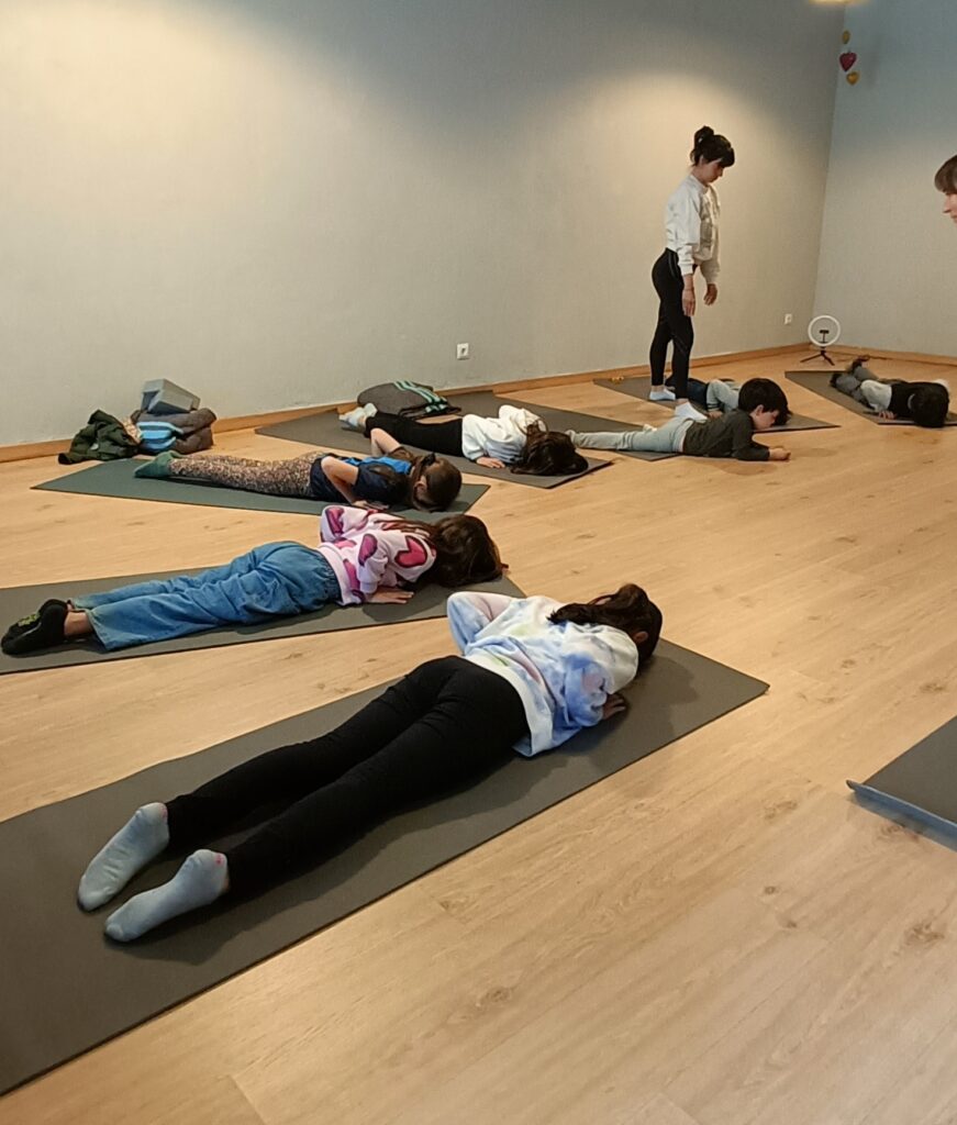yoga niños
